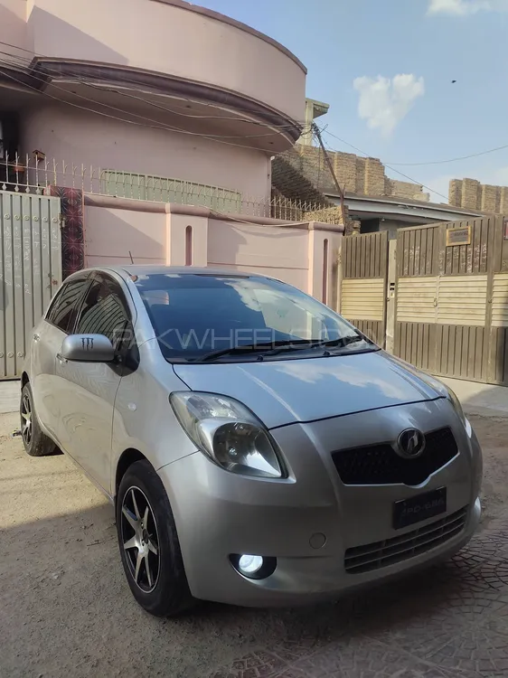 Toyota Vitz 2007 for Sale in Bahawalpur Image-1