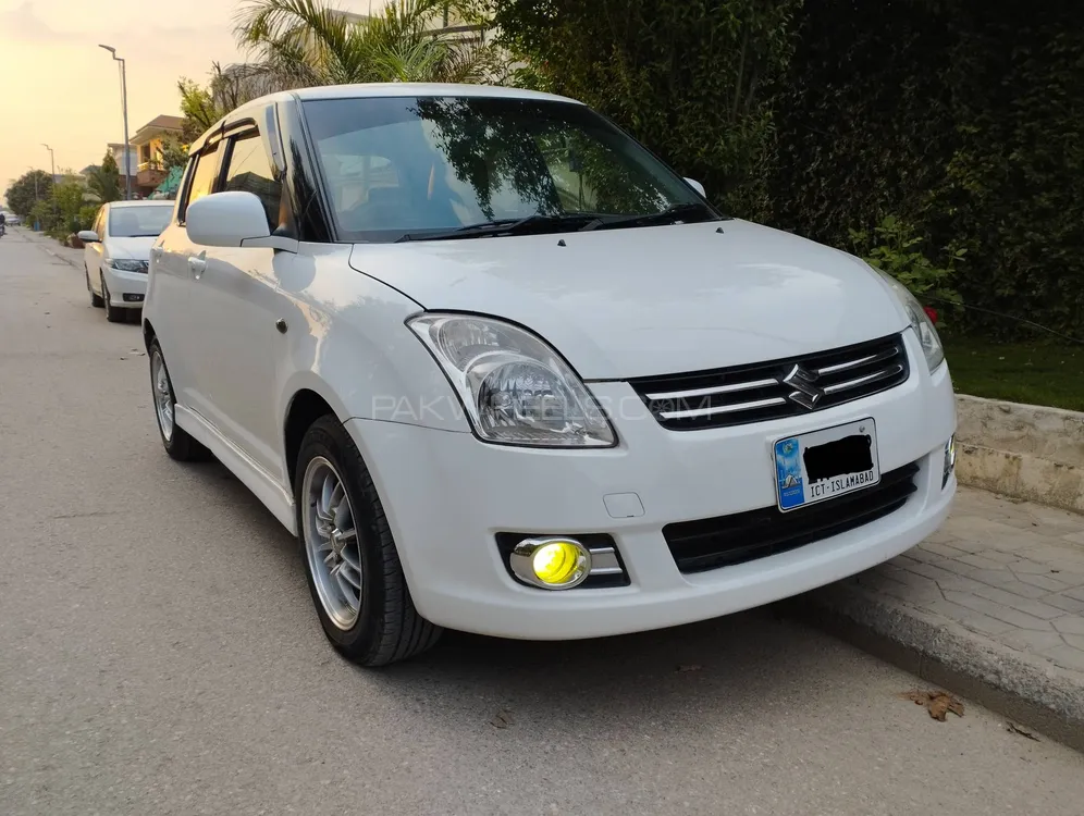 Suzuki Swift 2013 for Sale in Islamabad Image-1