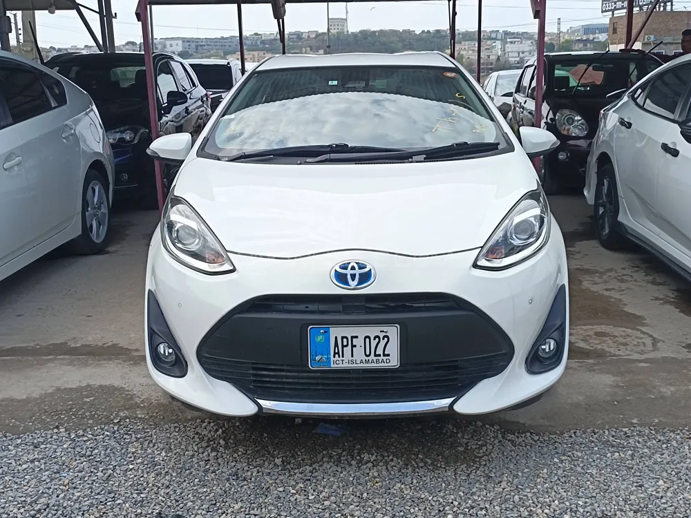 Toyota Aqua 2020 for Sale in Islamabad Image-1