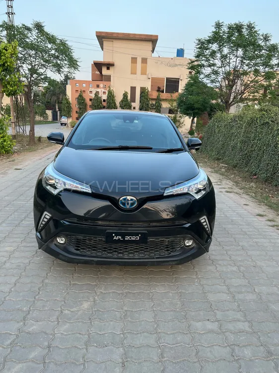 Toyota C-HR 2019 for Sale in Lahore Image-1
