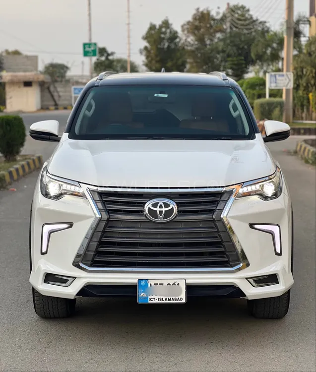 Toyota Fortuner 2020 for Sale in Sialkot Image-1