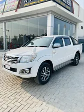 Toyota Hilux Vigo Champ GX 2015 for Sale