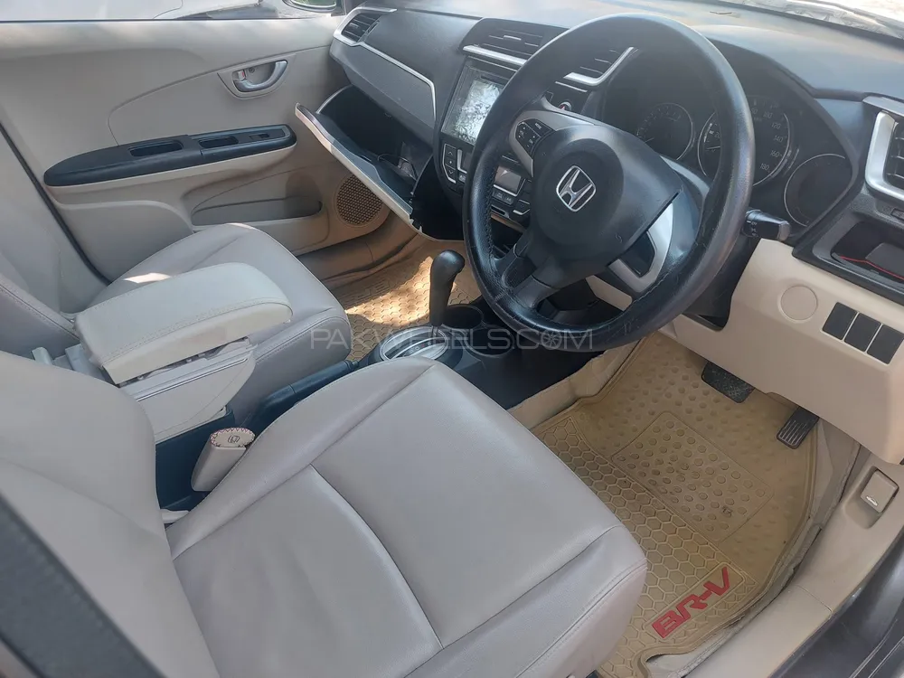 Honda BR-V 2018 for Sale in Islamabad Image-1