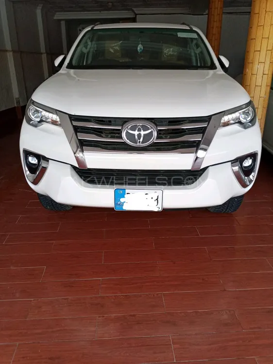 Toyota Fortuner 2020 for Sale in D.G.Khan Image-1