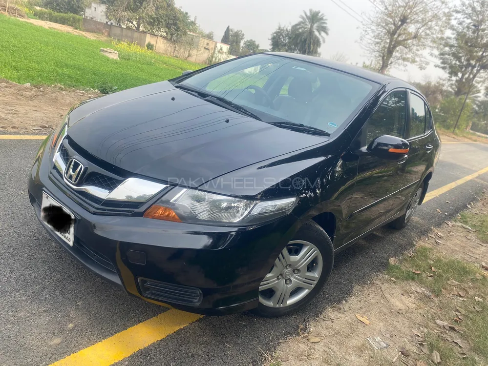 Honda City 2017 for Sale in Faisalabad Image-1