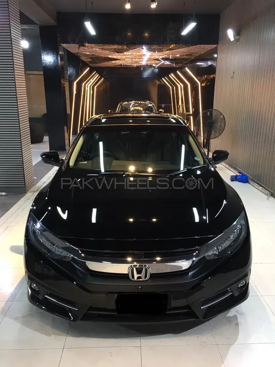 Honda Civic 2021 for Sale in Lahore Image-1