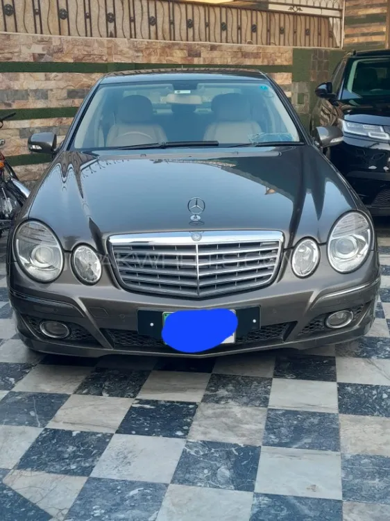 Mercedes Benz E Class 2007 for Sale in Lahore Image-1