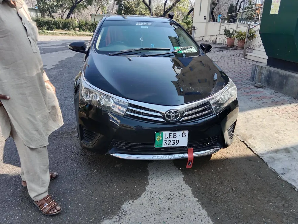 Toyota Corolla 2015 for Sale in Gujranwala Image-1