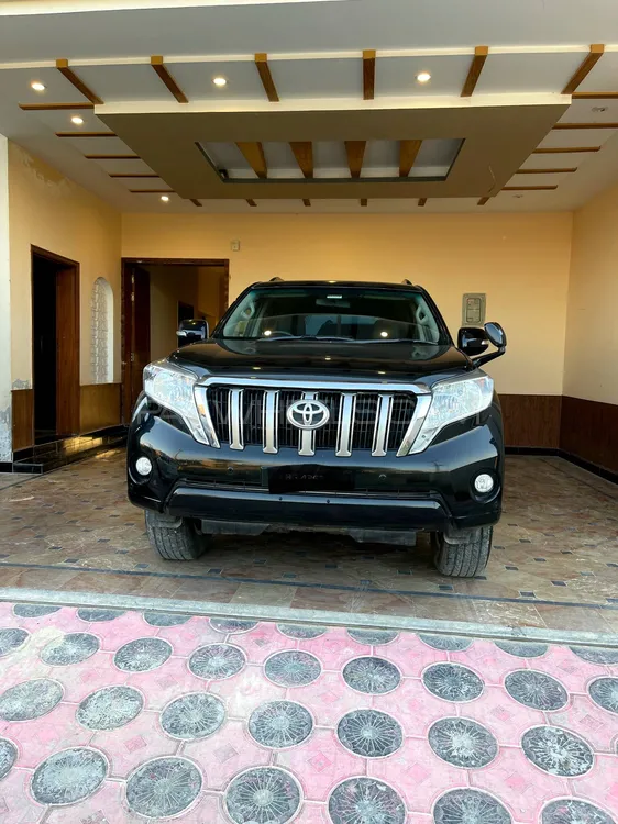 Toyota Prado 2012 for Sale in Khanpur Image-1