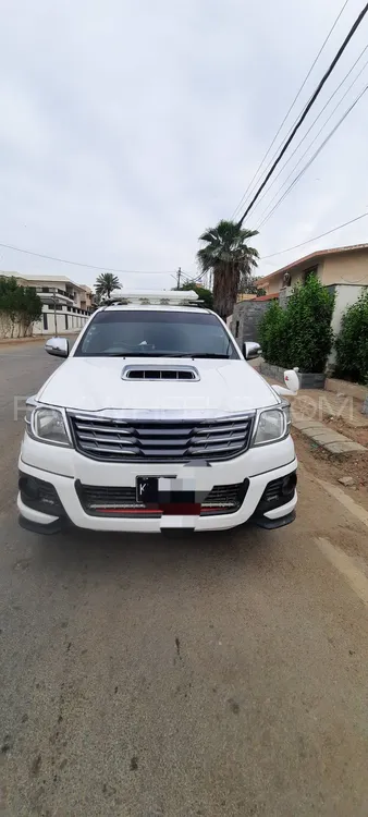 Toyota Hilux 2013 for Sale in Karachi Image-1