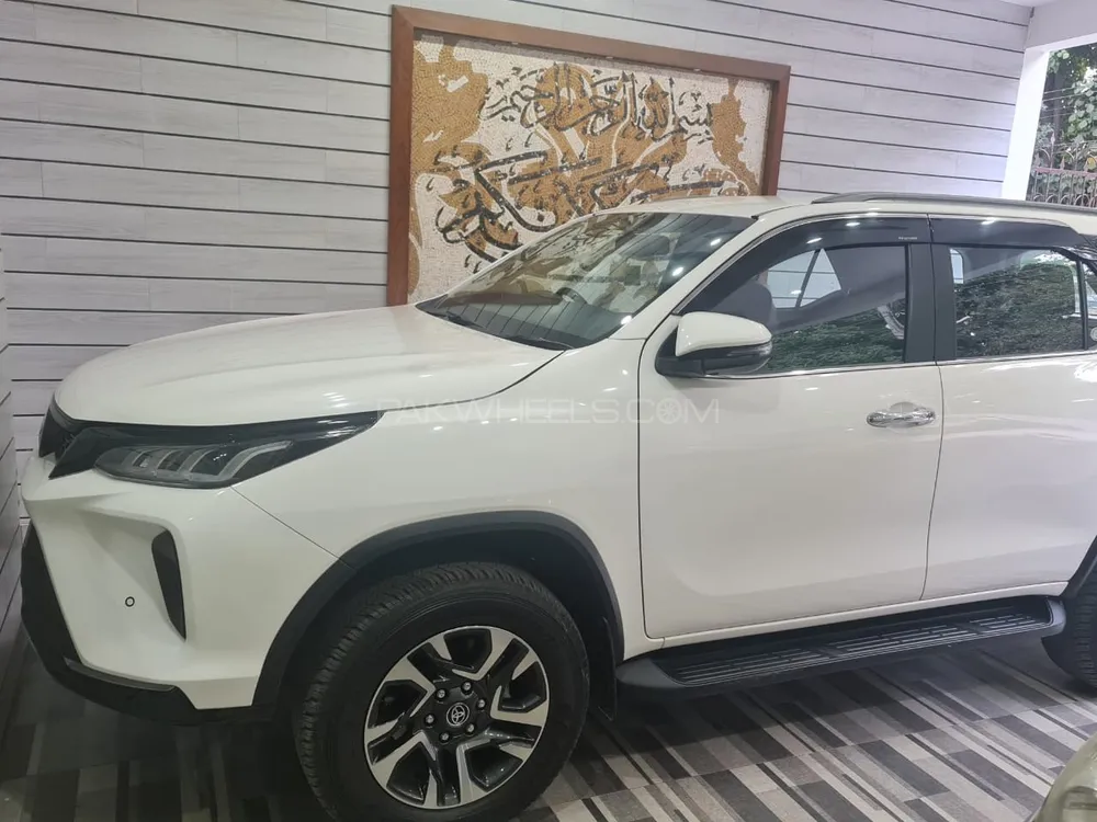 Toyota Fortuner 2022 for Sale in Lahore Image-1
