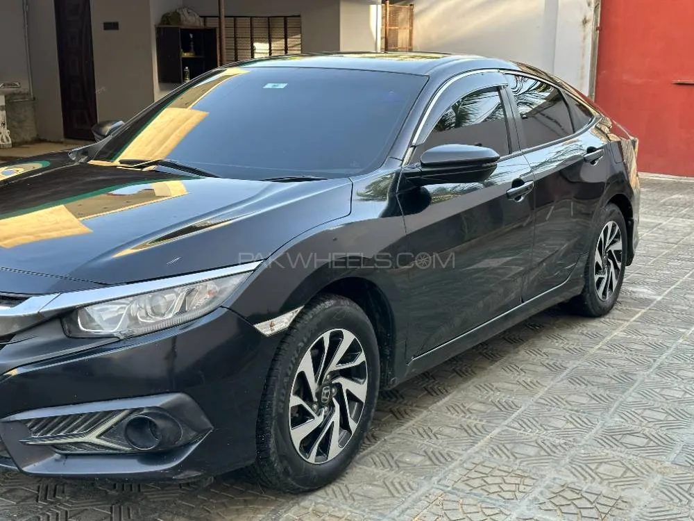 Honda Civic 2017 for Sale in Karachi Image-1