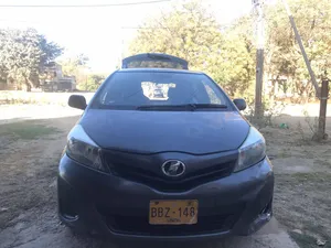 Toyota Vitz F 1.0 2011 for Sale