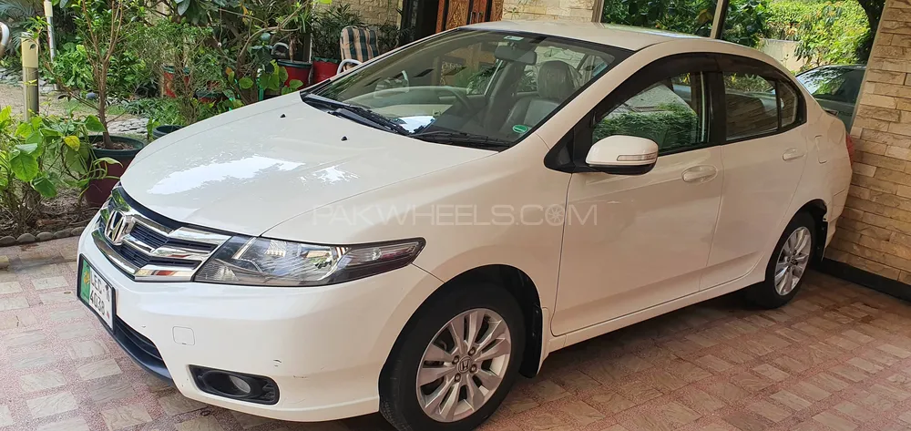 Honda City 2015 for Sale in Lahore Image-1