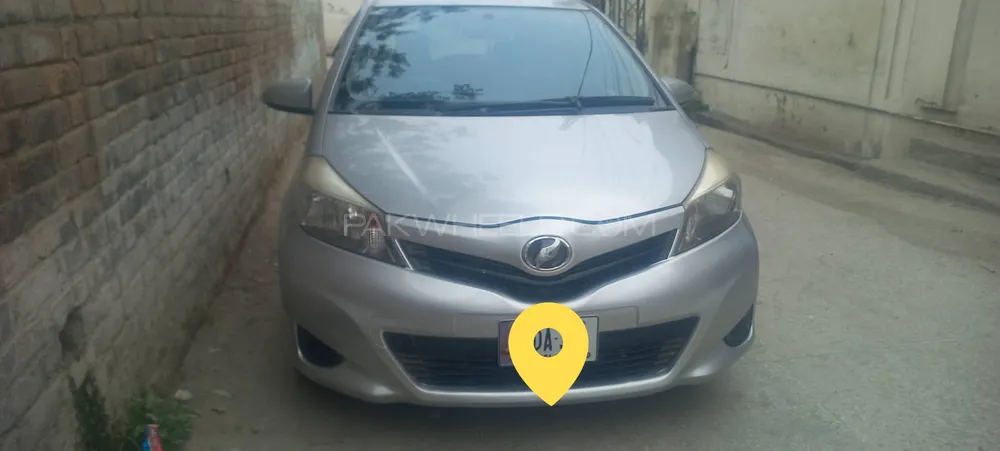 ٹویوٹا ویٹز 2013 for Sale in نوشہرہ Image-1