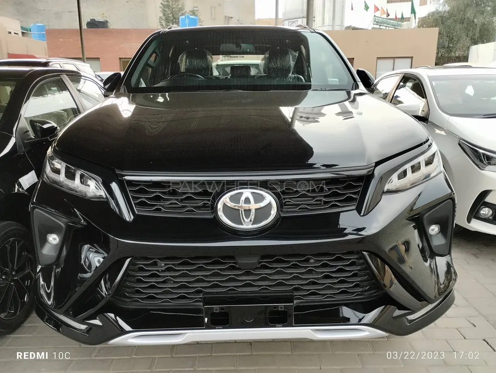 Toyota Fortuner 2023 for Sale in Lahore Image-1
