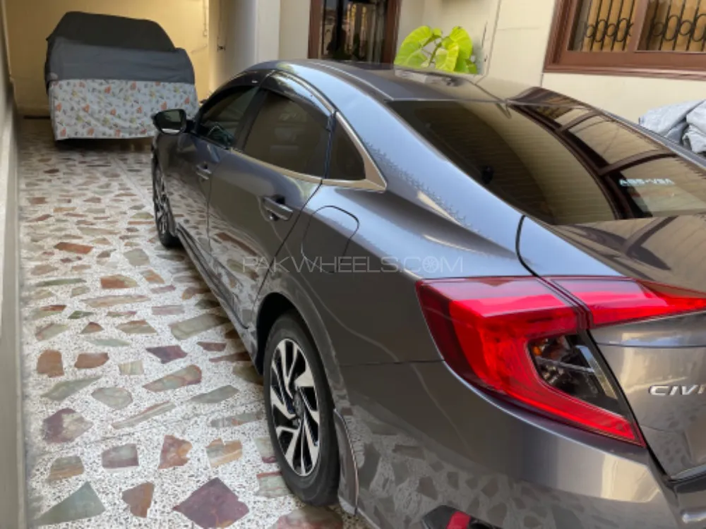 Honda Civic 2017 for Sale in Karachi Image-1