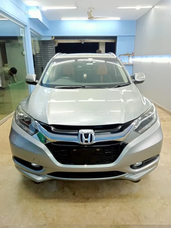 Honda Vezel 2015 for Sale in Hyderabad Image-1
