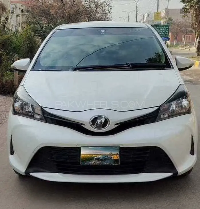 Toyota Vitz 2018 for Sale in Faisalabad Image-1