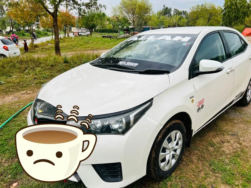 Toyota Corolla 2015 for Sale in Islamabad Image-1