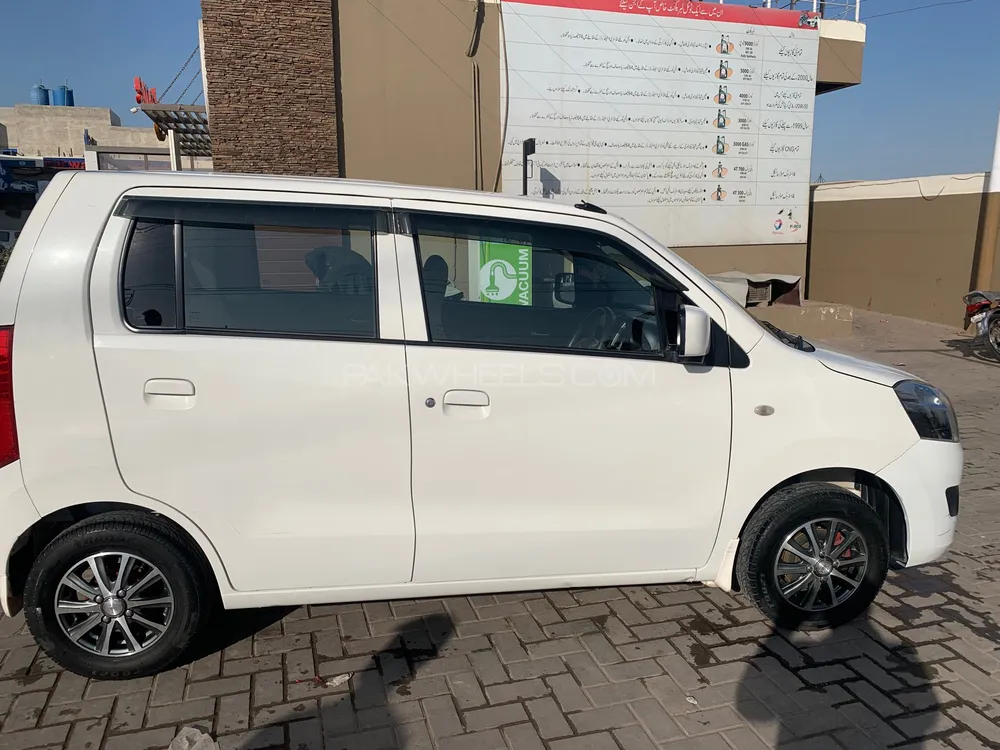 Suzuki Wagon R 2018 for Sale in Multan Image-1