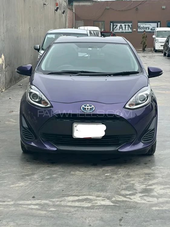 Toyota Aqua 2019 for Sale in Gujranwala Image-1