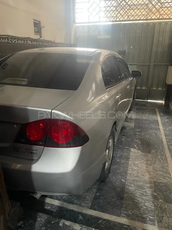 Honda Civic 2010 for Sale in Faisalabad Image-1