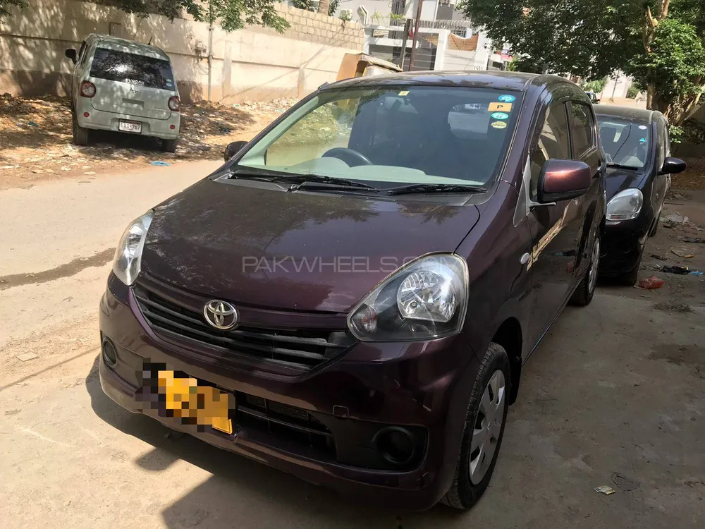 Toyota Pixis Epoch 2014 for Sale in Karachi Image-1
