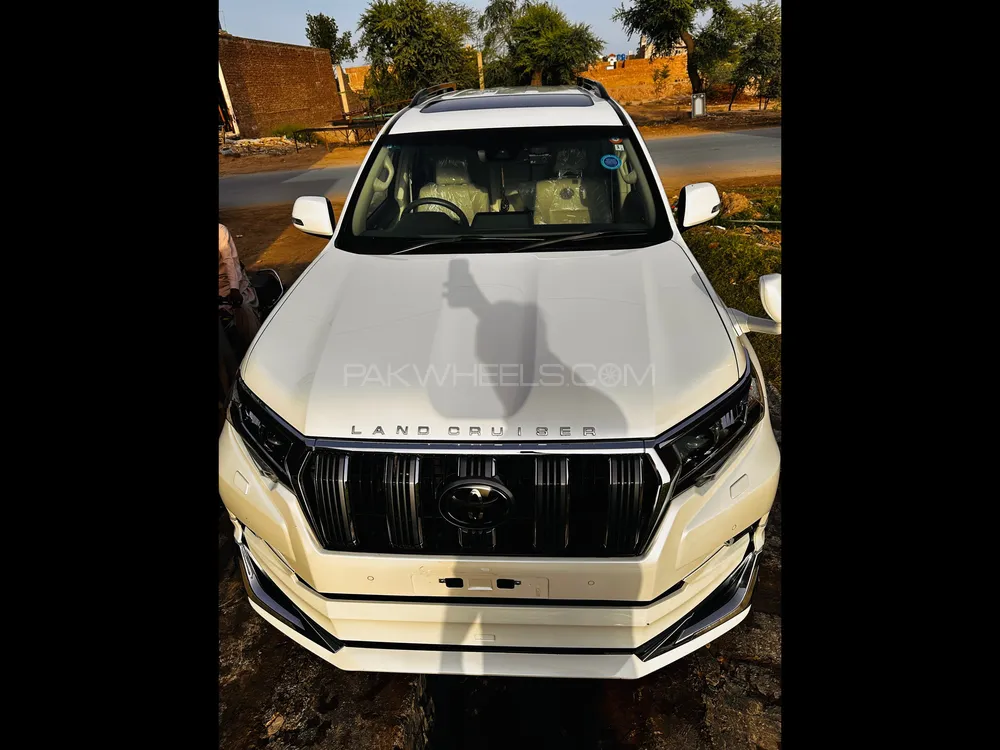 Toyota Prado 2017 for Sale in Bahawalpur Image-1