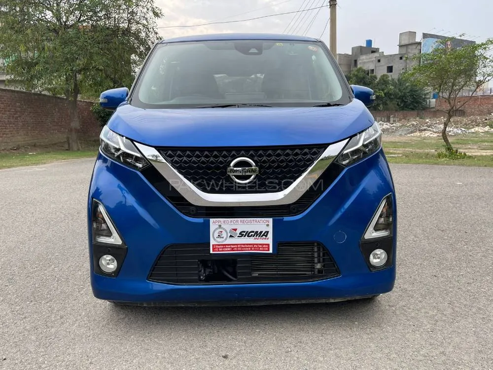 Nissan Dayz Highway Star 2019 for Sale in Lahore Image-1