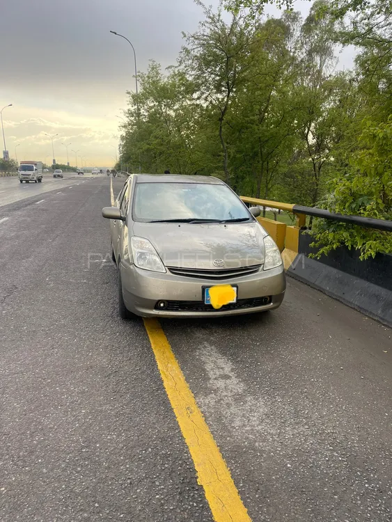 Toyota Prius 2007 for Sale in Islamabad Image-1