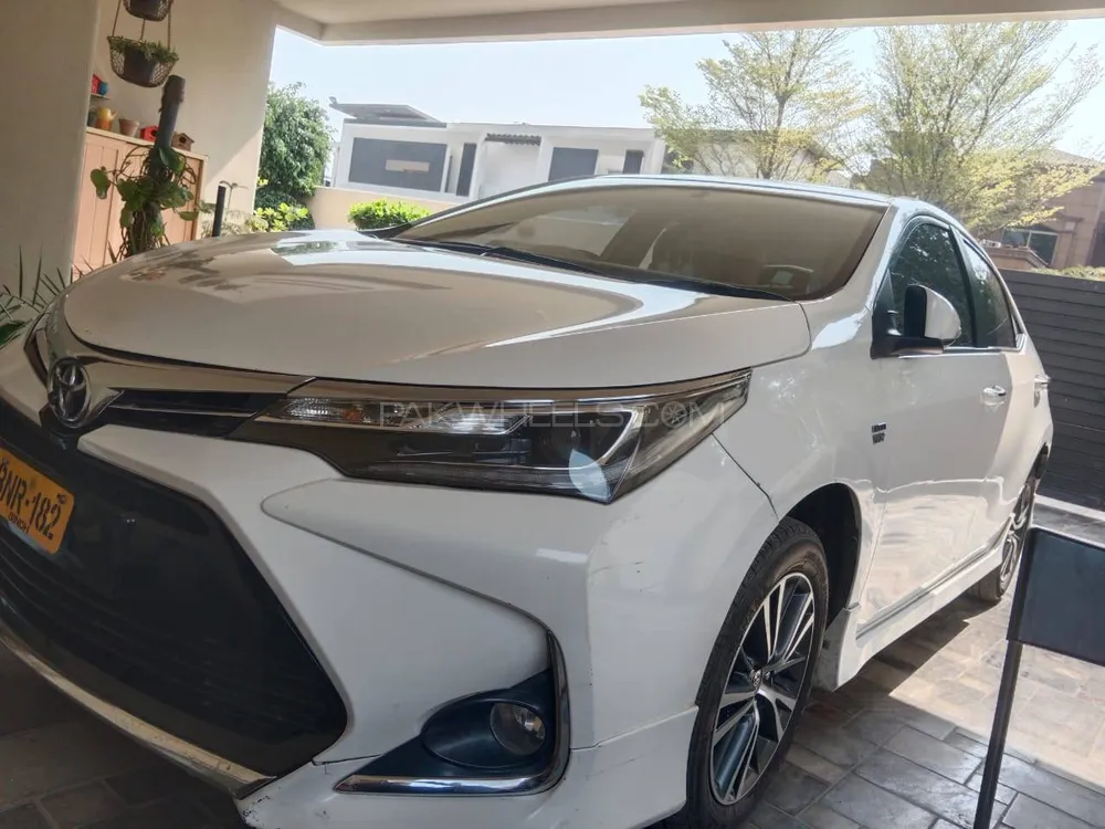 Toyota Corolla 2018 for Sale in Lahore Image-1