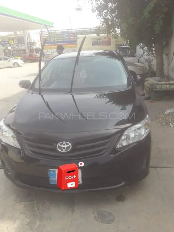 Toyota Corolla 2013 for Sale in Mandi bahauddin Image-1