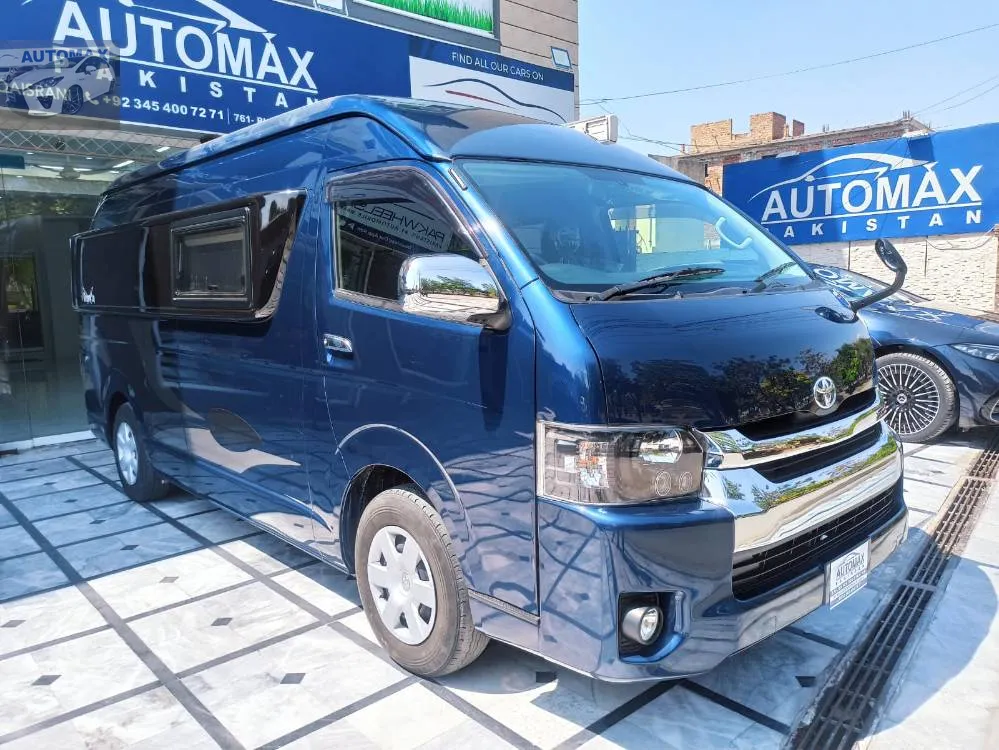 Toyota Hiace 2016 for Sale in Lahore Image-1
