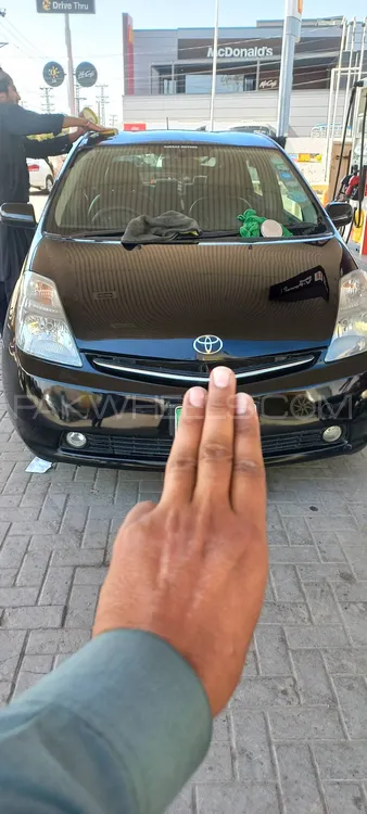 Toyota Prius 2007 for Sale in Lahore Image-1