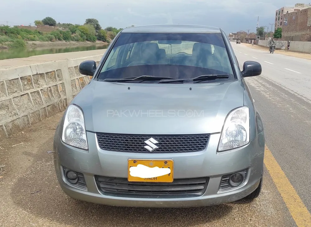Suzuki Swift 2013 for Sale in Hyderabad Image-1
