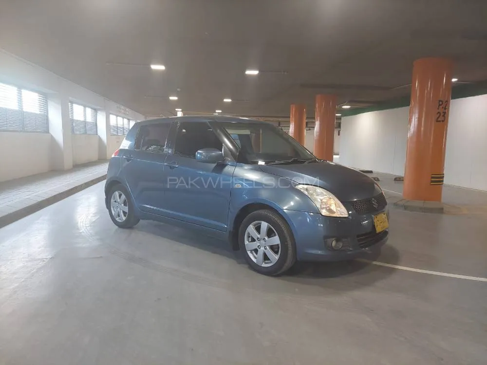 Suzuki Swift 2010 for Sale in Karachi Image-1