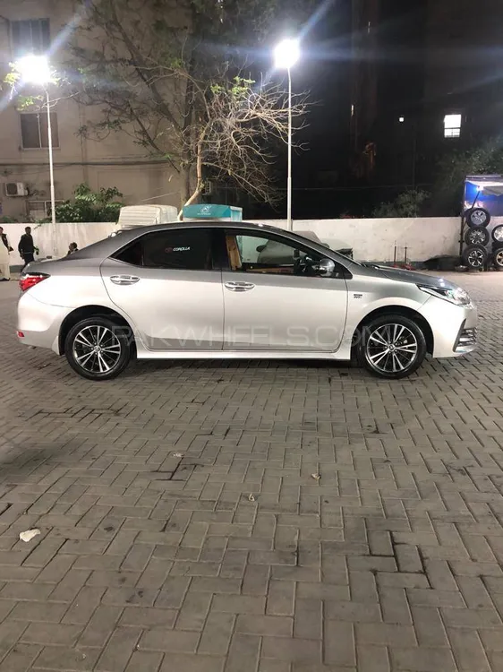 Toyota Corolla 2018 for Sale in Lahore Image-1