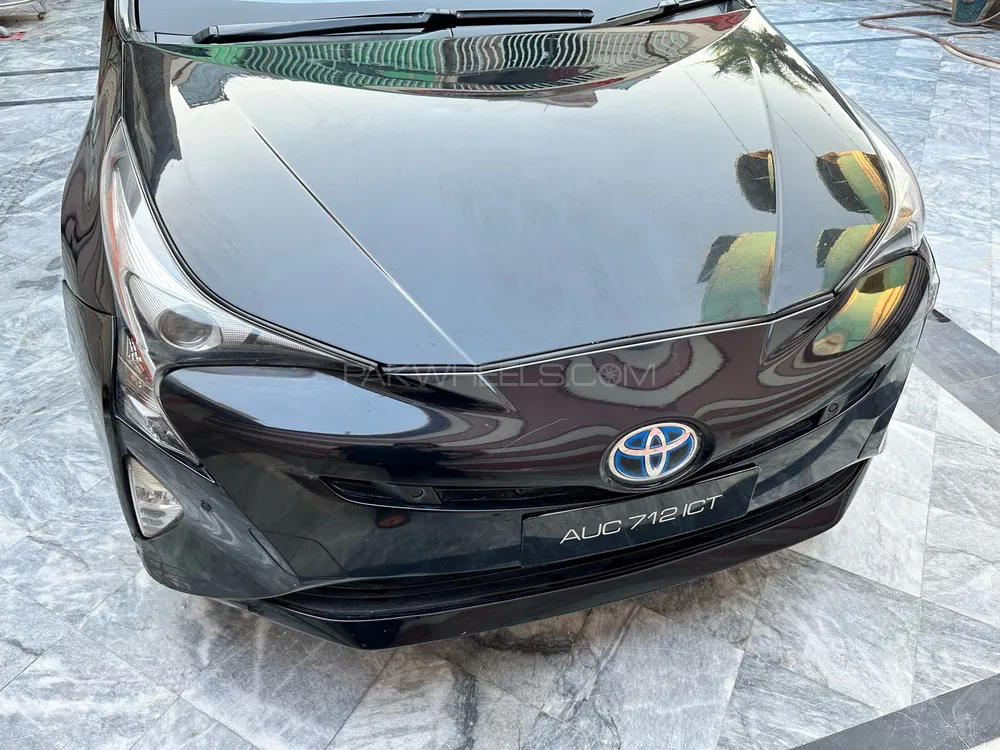 Toyota Prius 2016 for Sale in Peshawar Image-1