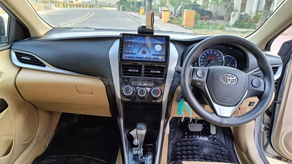 ٹویوٹا یارس سیڈان 2021 for Sale in کراچی Image-1