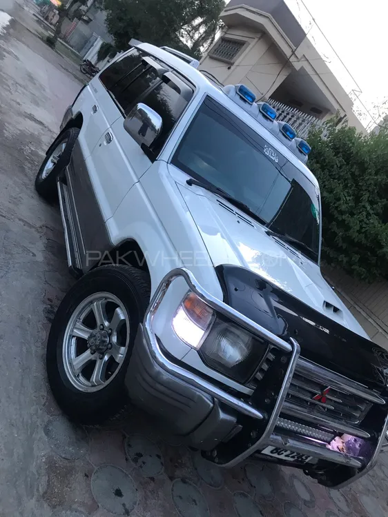 Mitsubishi Pajero 1992 for Sale in Sargodha Image-1