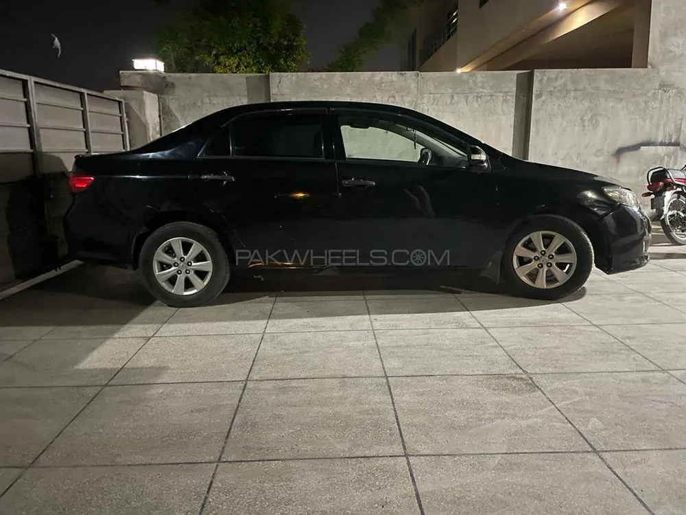Toyota Corolla 2009 for Sale in Lahore Image-1