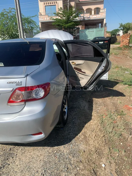 Toyota Corolla 2011 for Sale in Jauharabad Image-1