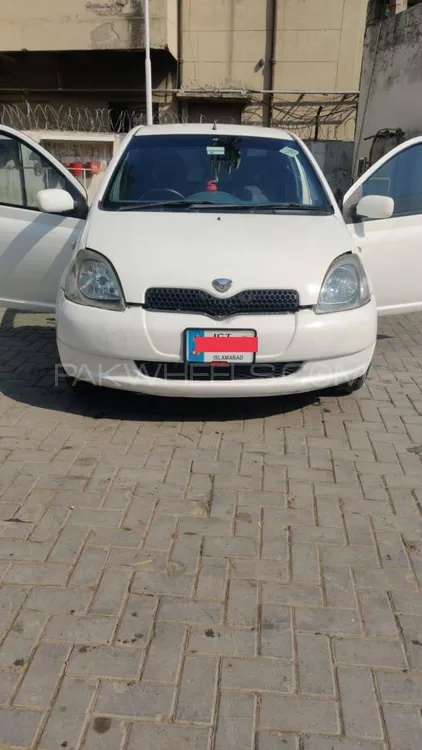 Toyota Vitz 1999 for Sale in Lahore Image-1