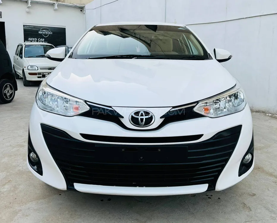 Toyota Yaris Sedan 2020 for Sale in Karachi Image-1
