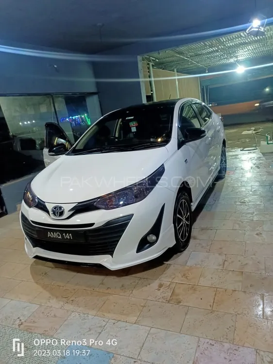 ٹویوٹا یارس سیڈان 2021 for Sale in سیالکوٹ Image-1