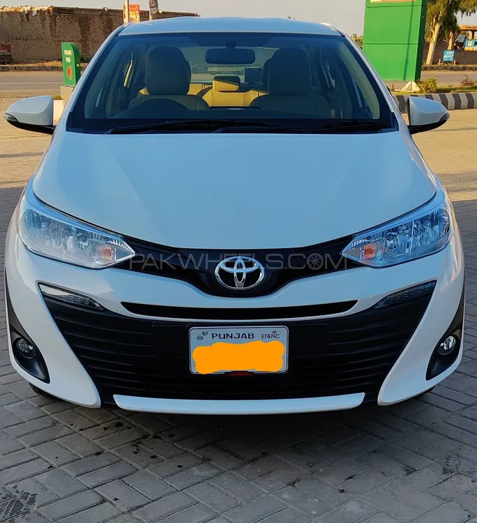 ٹویوٹا یارس سیڈان 2022 for Sale in لاہور Image-1