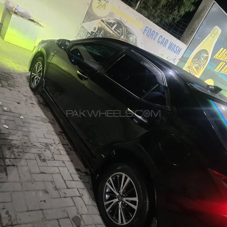 Toyota Corolla 2015 for Sale in Multan Image-1