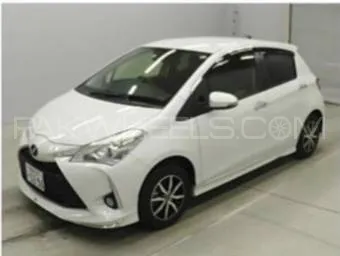 Toyota Vitz 2020 for Sale in Peshawar Image-1