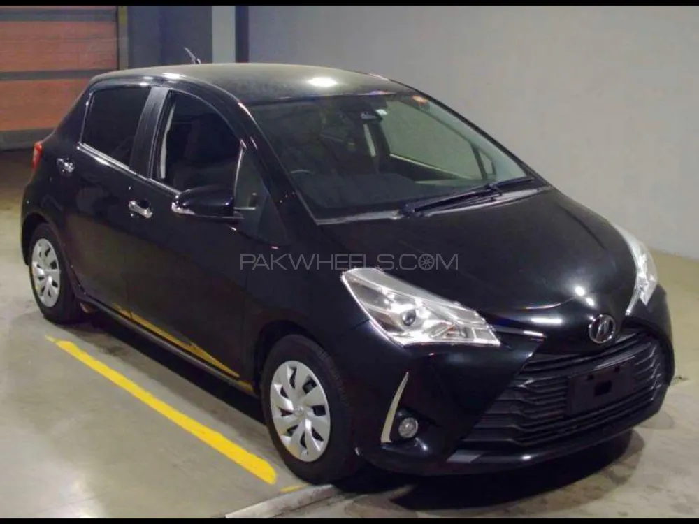Toyota Vitz 2019 for Sale in Karachi Image-1